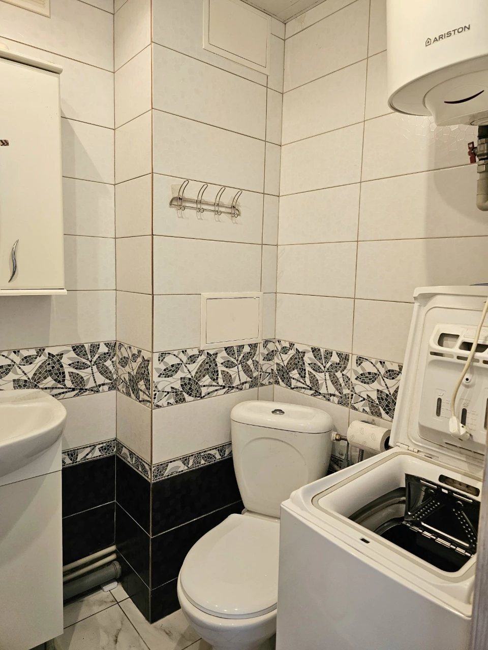 For Sale: 1-room apartment in the Zhukovsky settlement, 6/9, Prodolnaya Street