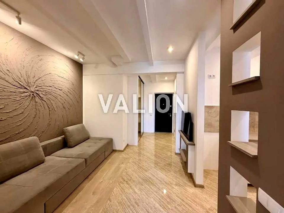 Apartment. Kyiv, Lower Val Street