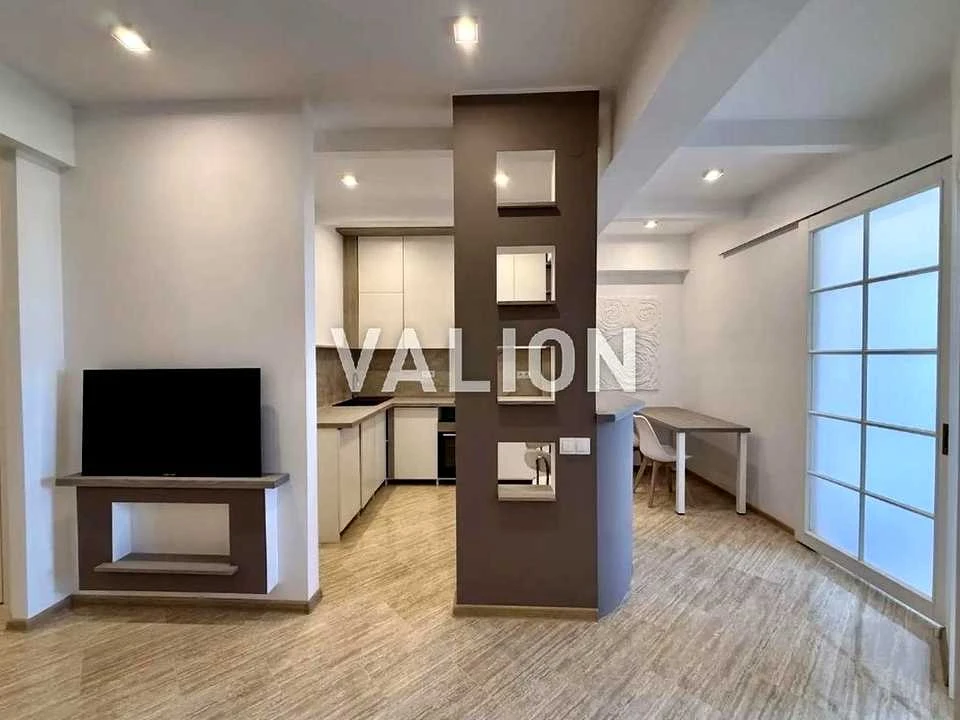 Apartment. Kyiv, Lower Val Street