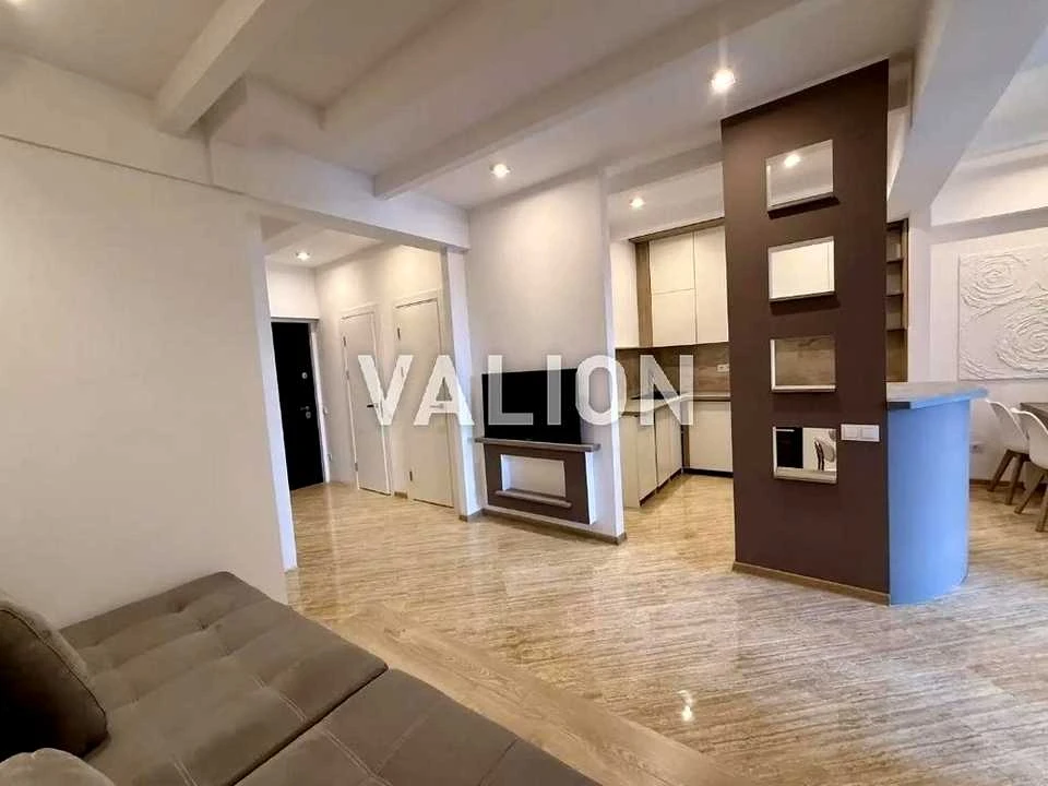 Apartment. Kyiv, Lower Val Street