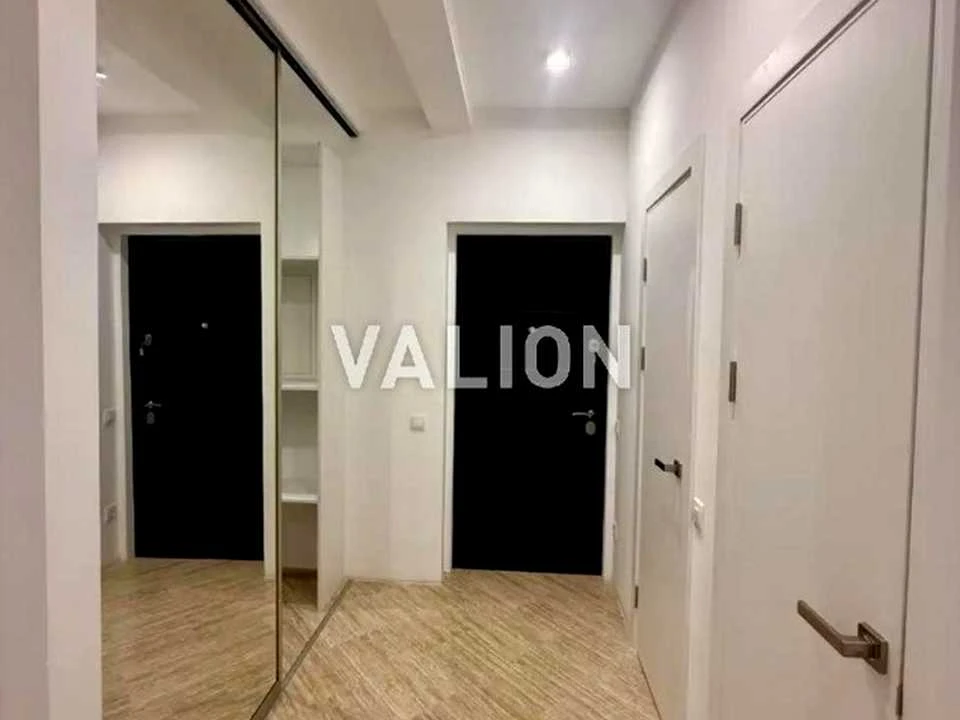 Apartment. Kyiv, Lower Val Street