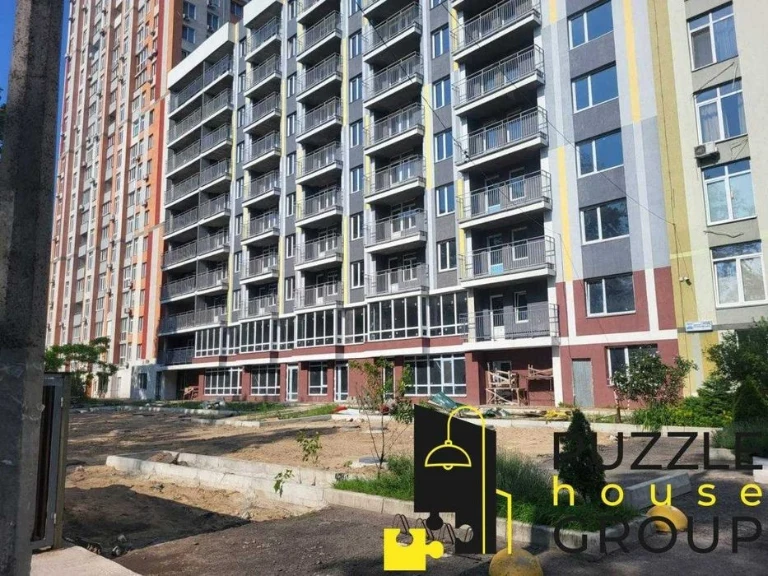 NO % Sales 3-room apartment 92 m2 residential complex "Grunwald"
