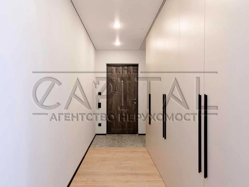Apartment. Mikhailo Maksimovych Street, Kyiv
