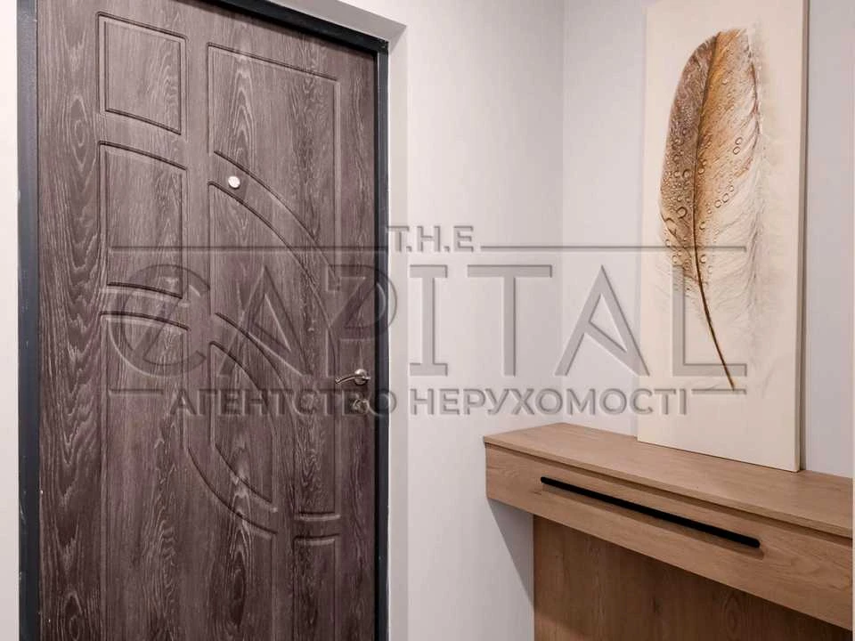 Apartment. Mikhailo Maksimovych Street, Kyiv
