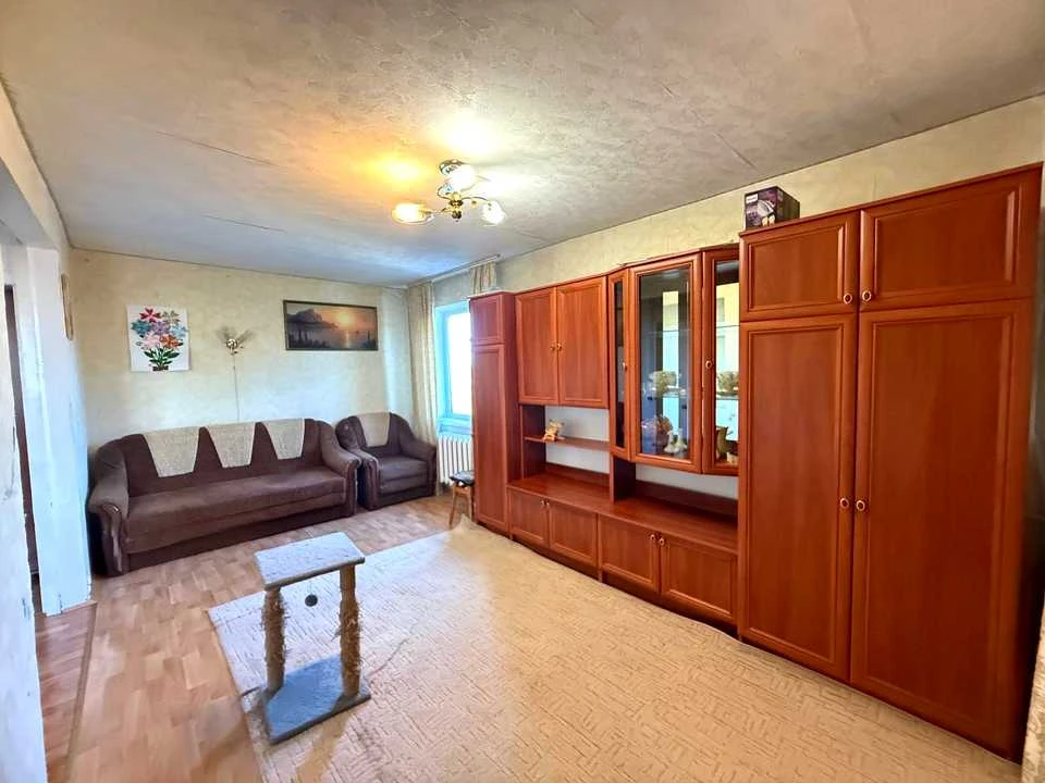 Apartment. Дніpro, Batumska St.