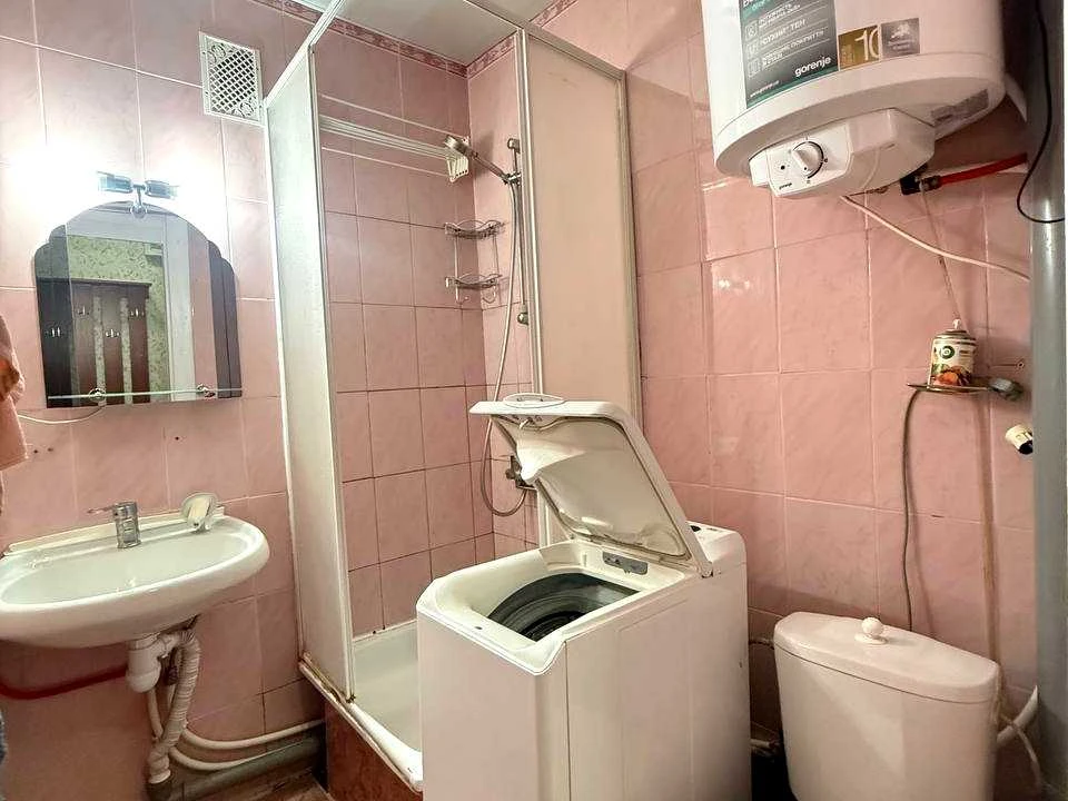 Apartment. Дніpro, Batumska St.