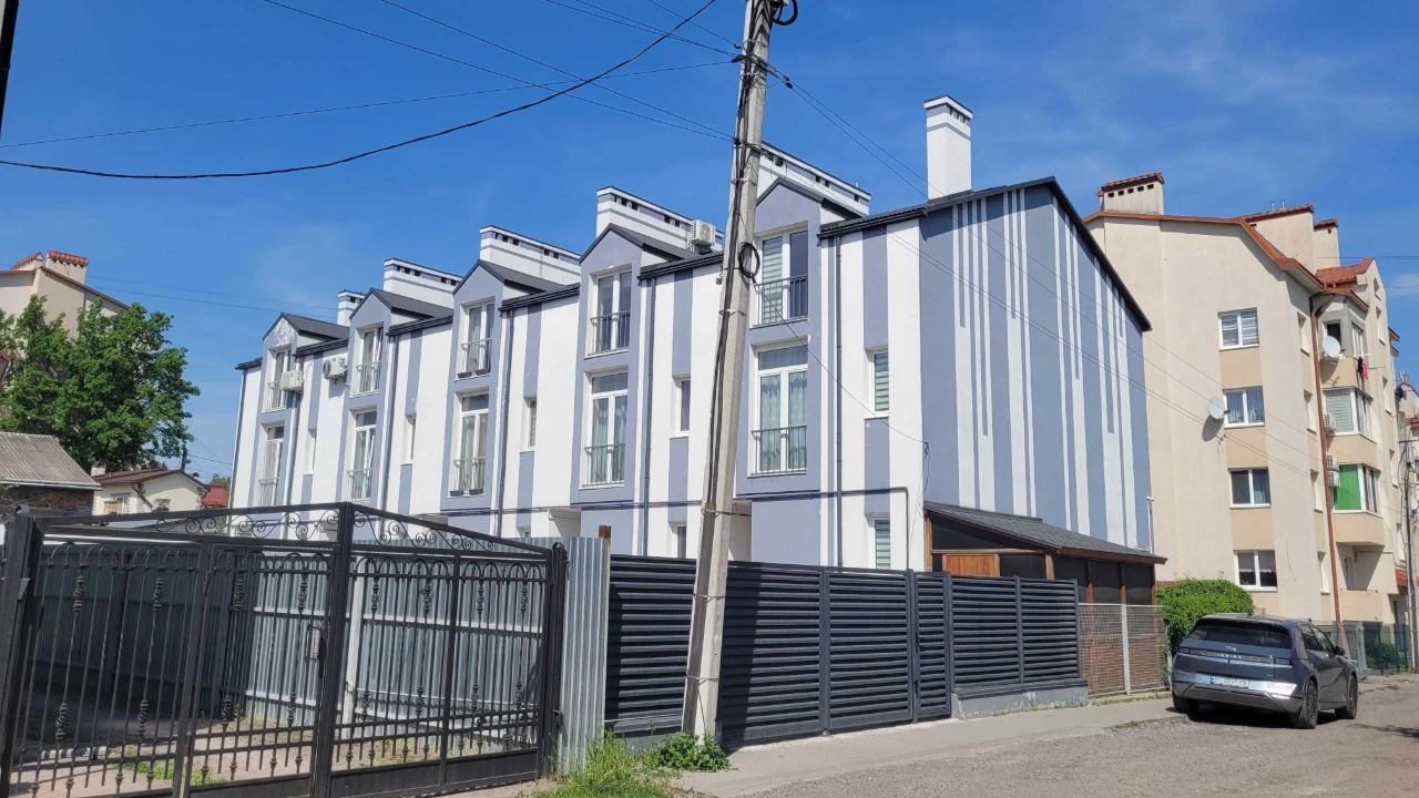 Продажа дома в Степовом 100 м, 8 соток приватизированной земли