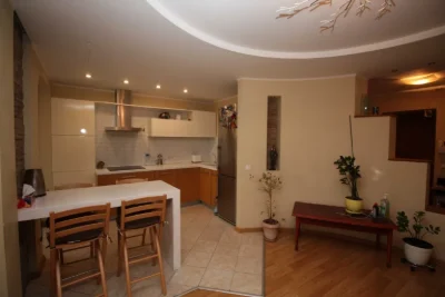 3-bedroom apartment in the center of the Southern microdistrict