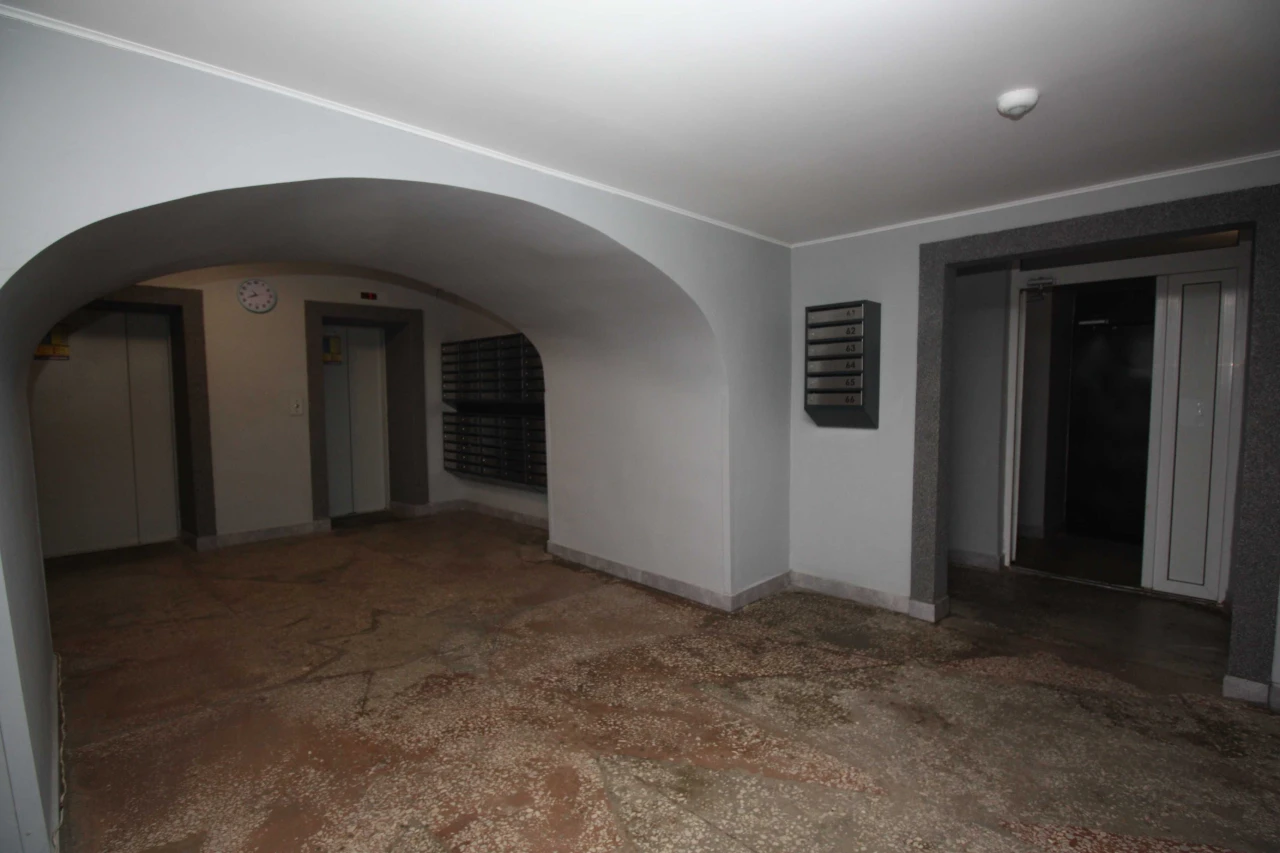 3-bedroom apartment in the center of the Southern microdistrict