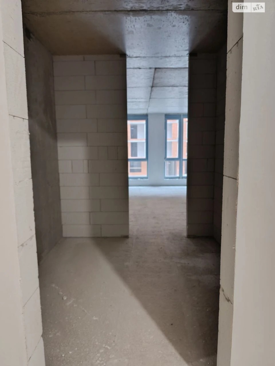 Sale of Apartment on Naverbzhena