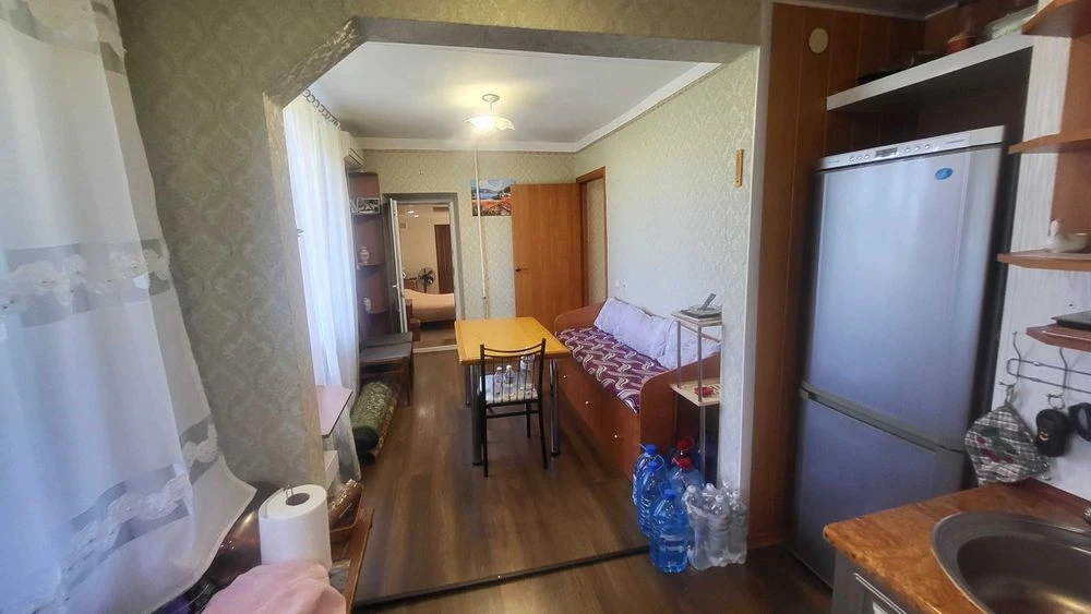 Продажа 2-х к.кв. в центре города, ул. Запорожская, 7/9, рядом