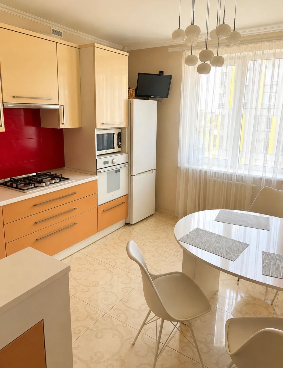 Sale of a 3-bedroom apartment, 96.4 sq m, on вул. Pasichna