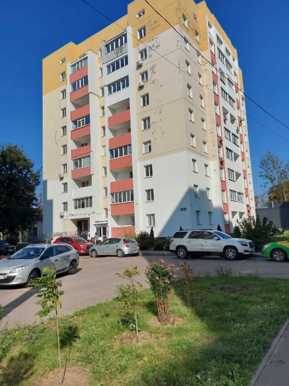 For Sale Spacious 2-bedroom apartment