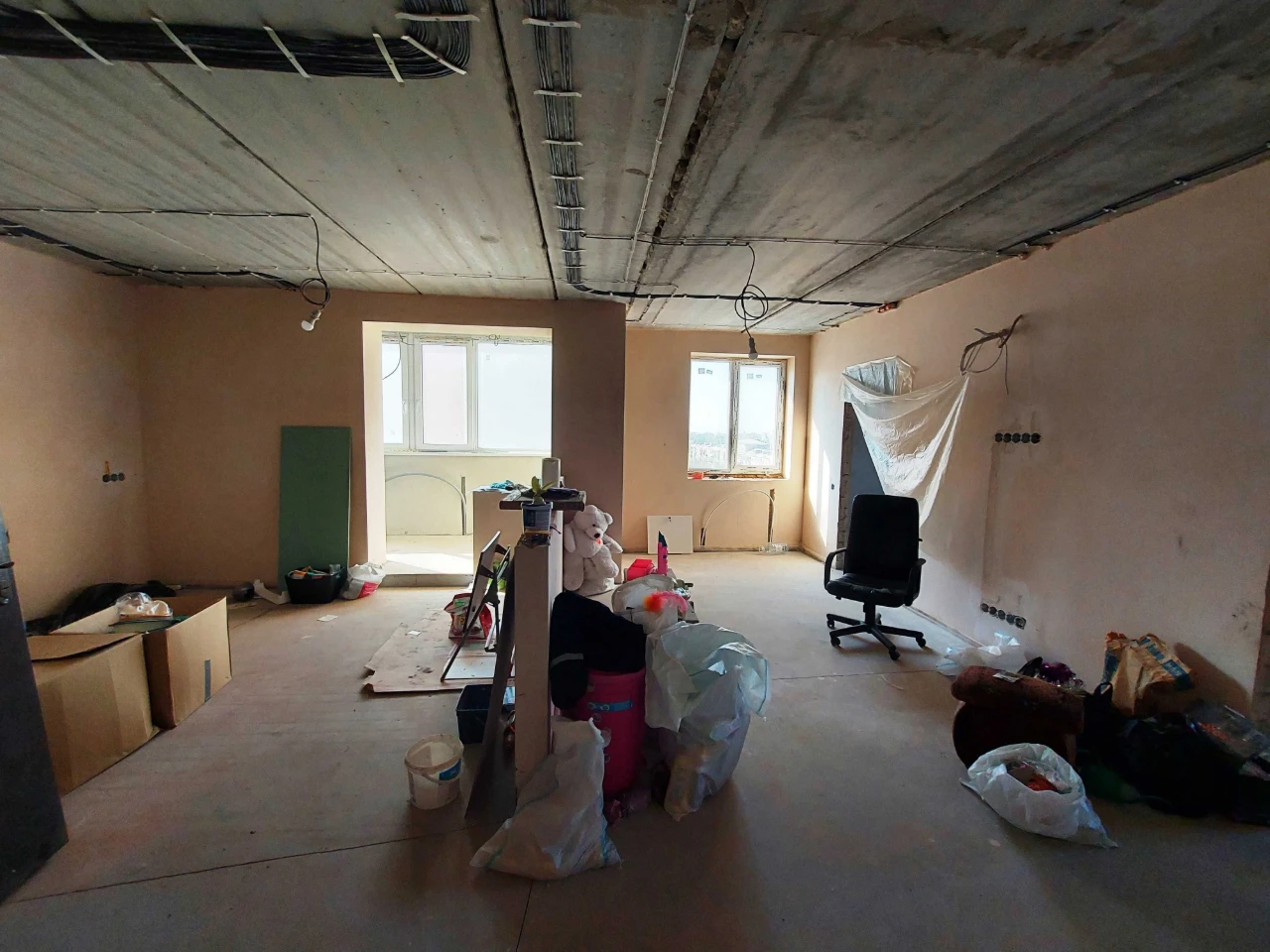 For Sale Spacious 2-bedroom apartment