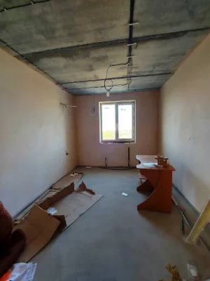 For Sale Spacious 2-bedroom apartment