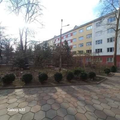 Продам 4-ком квартиру 133м. От Хозяина.  Можно под Бизнес