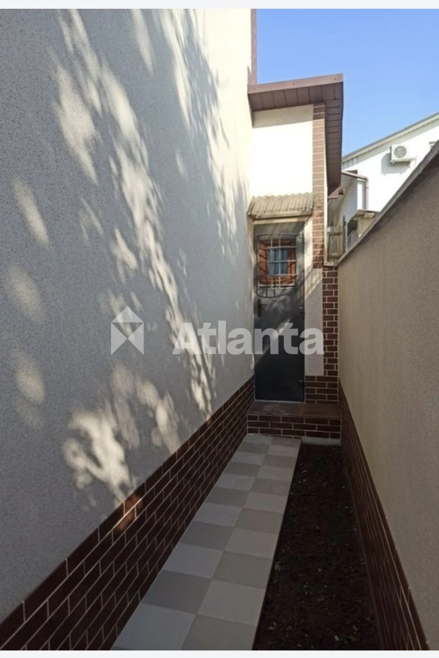 For sale: Two houses on a plot for two families, Cheremushki