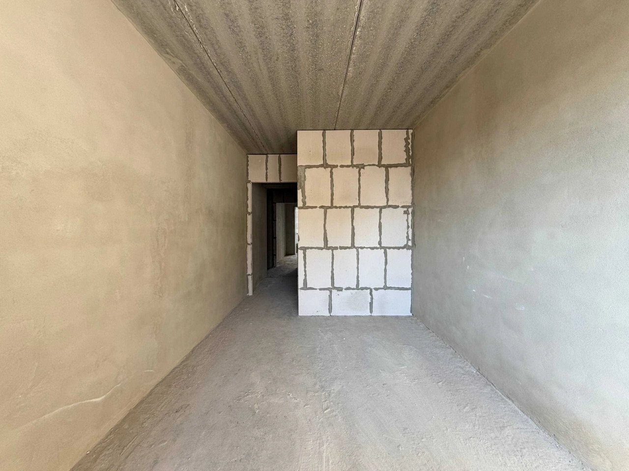 Urgent cheap one-room apartment!!