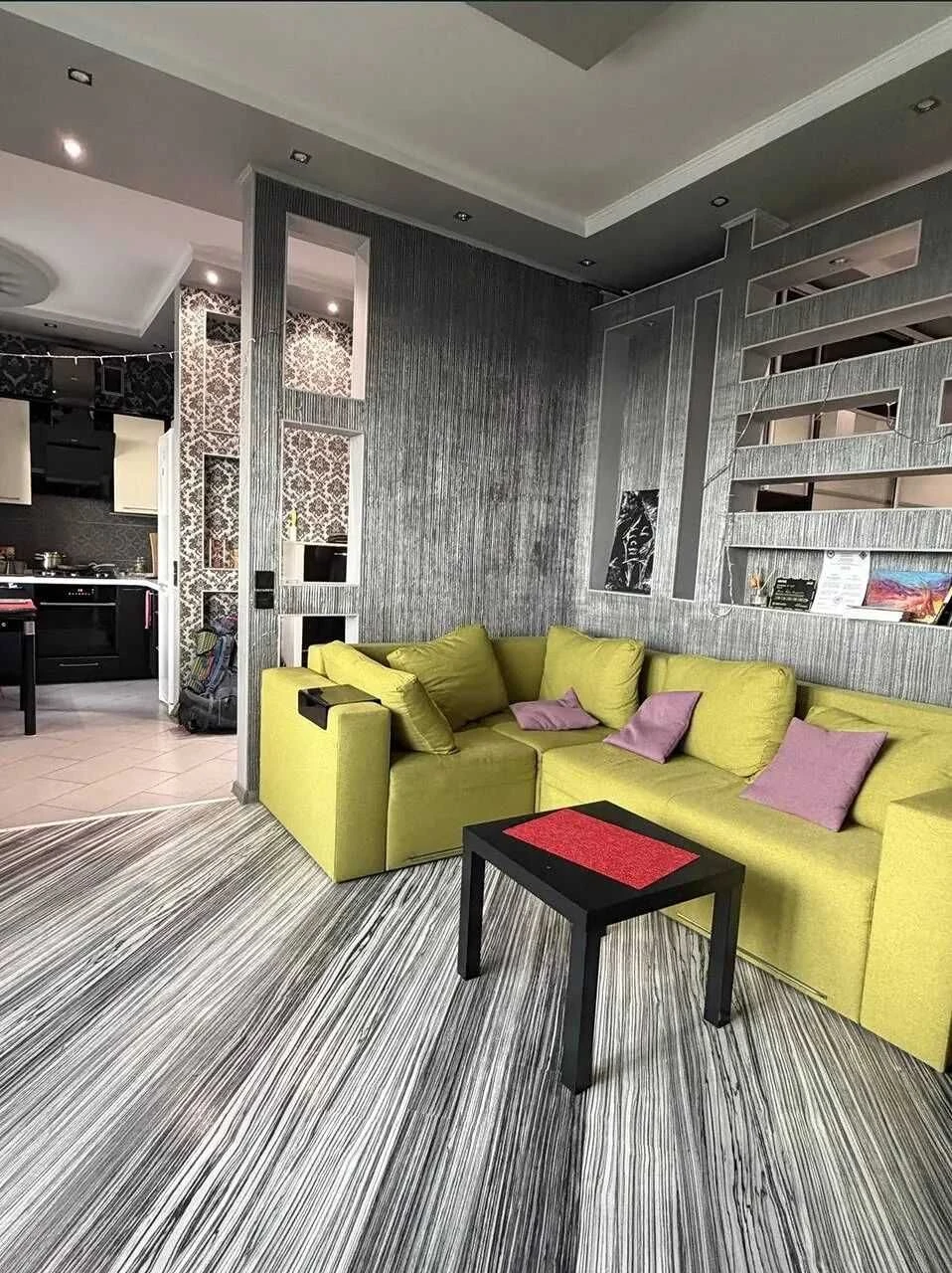 Sale of a large one-bedroom apartment on Mulika Street, City Center