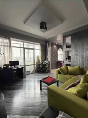 Sale of a large one-bedroom apartment on Mulika Street, City Center