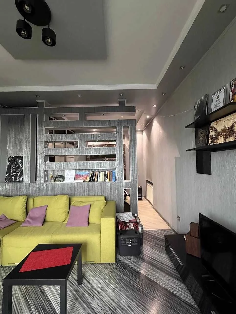 Sale of a large one-bedroom apartment on Mulika Street, City Center