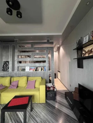 Sale of a large one-bedroom apartment on Mulika Street, City Center