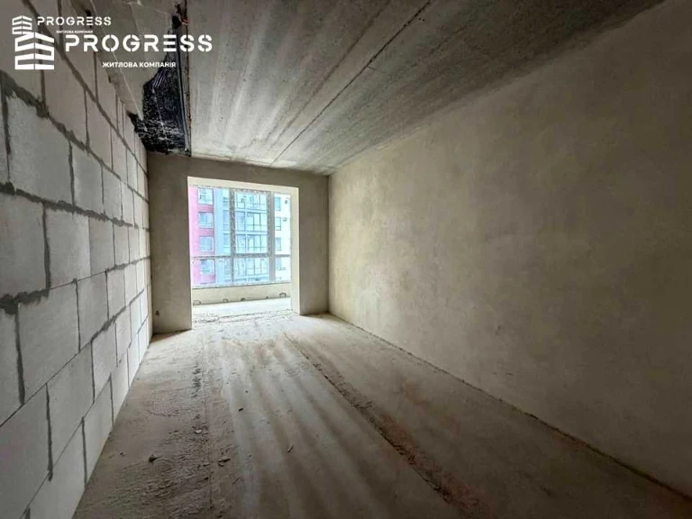 Apartment. Ivano-Frankivsk, Kniahynyn st.