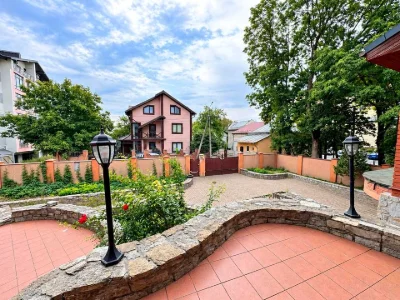 House. Ivano-Frankivsk, Volvynetska Street
