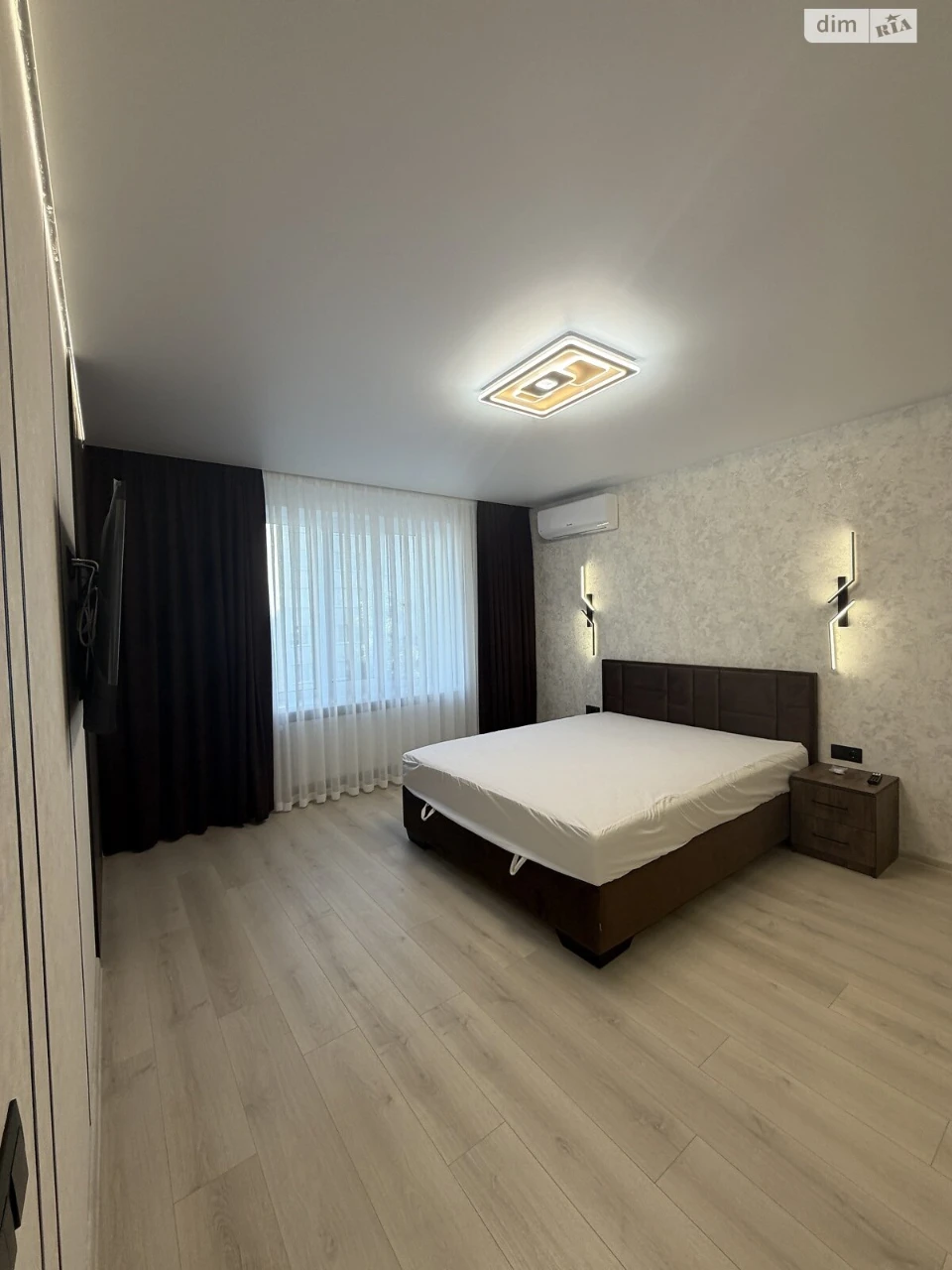 Long-Term Rental Apartment Exhibition District