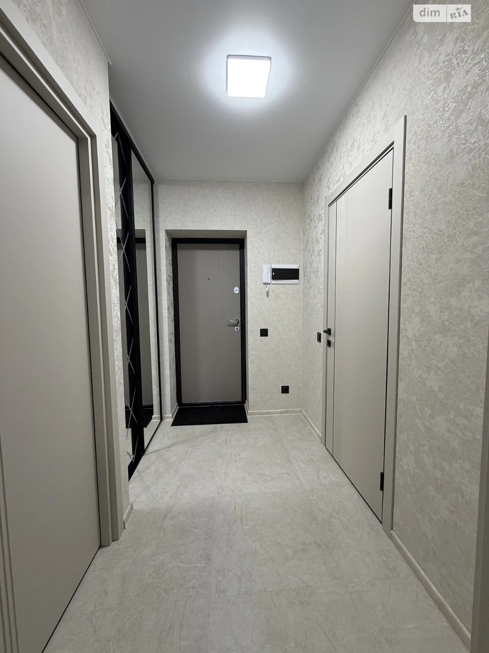 Long-Term Rental Apartment Exhibition District