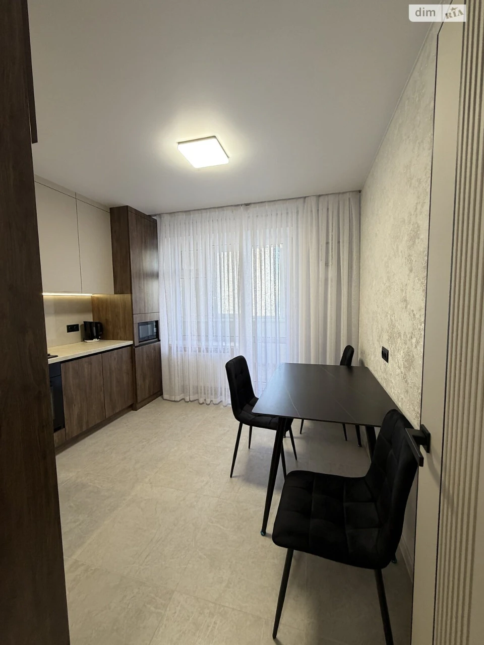 Long-Term Rental Apartment Exhibition District