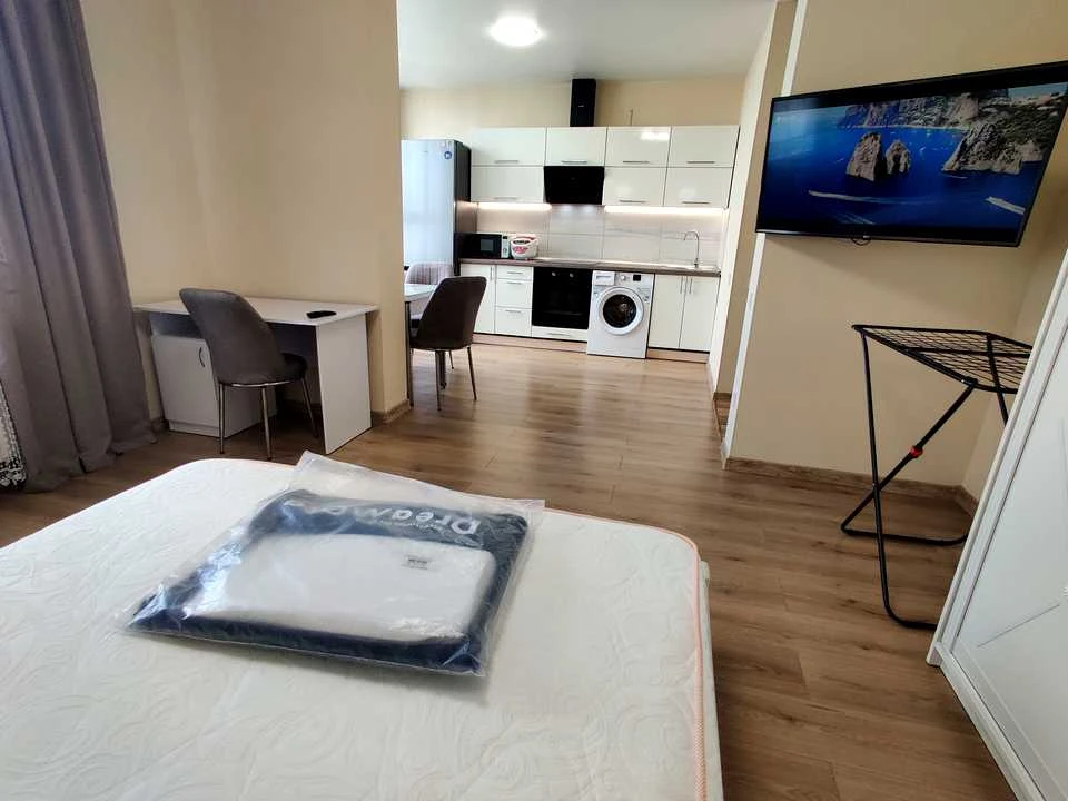 Apartment. Kyiv, Krackivska St.