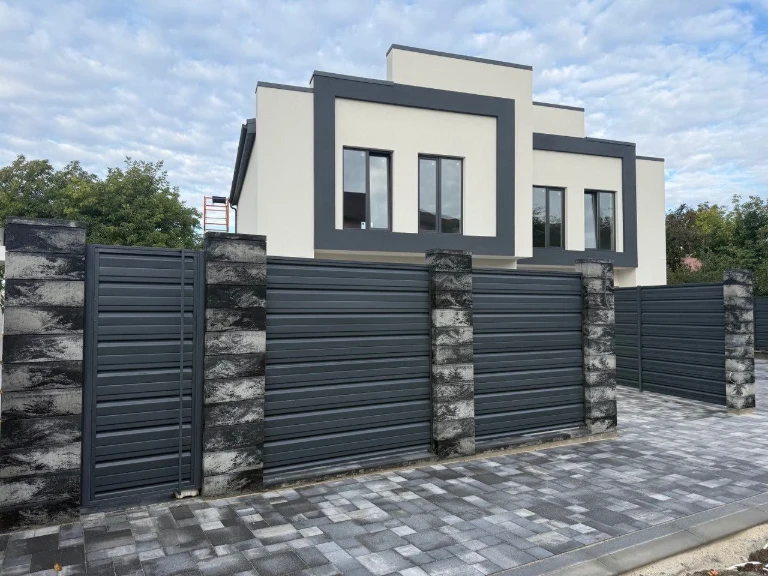 Продаж сучасного двоповерхового будинку у Києві на вул. Стец