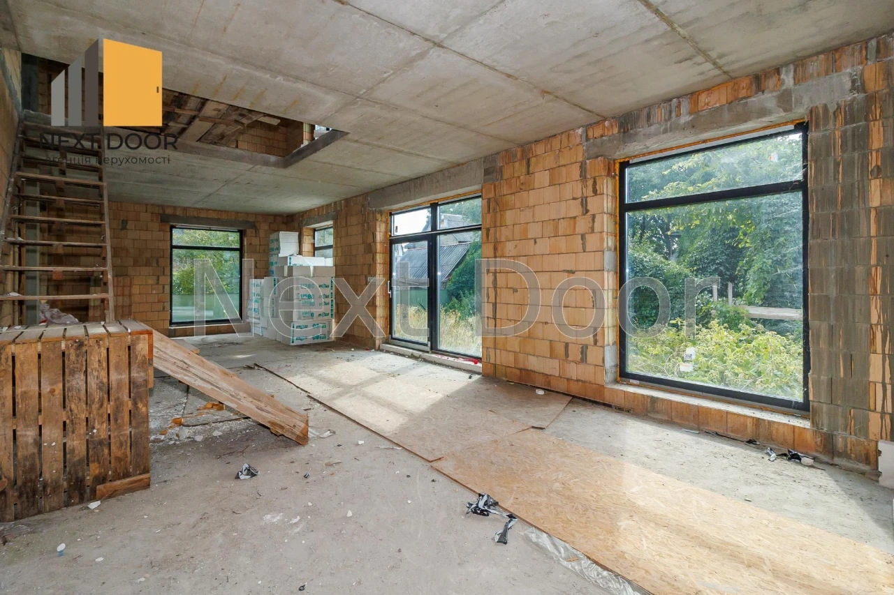 БУДИНОК 288,3 М² НА ОБОЛОНІ | 3,87 СОТКИ | ГАРАЖ НА 2 АВТО |