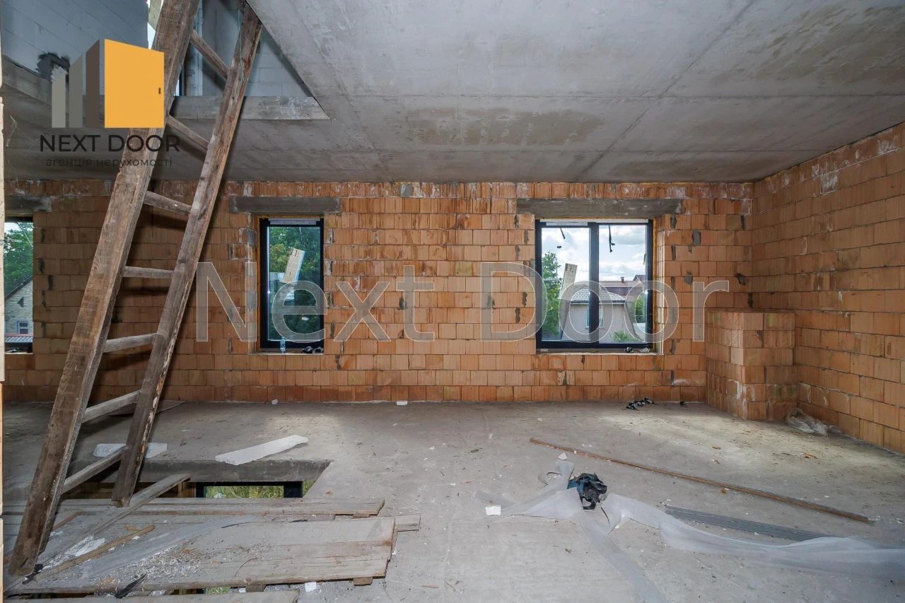 БУДИНОК 288,3 М² НА ОБОЛОНІ | 3,87 СОТКИ | ГАРАЖ НА 2 АВТО |