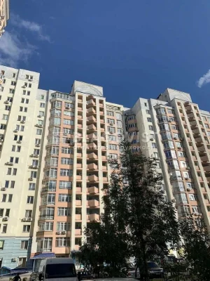 Zdanowska Yu. (Lomonosov) 52/3, Likograd, 165 sq m, two