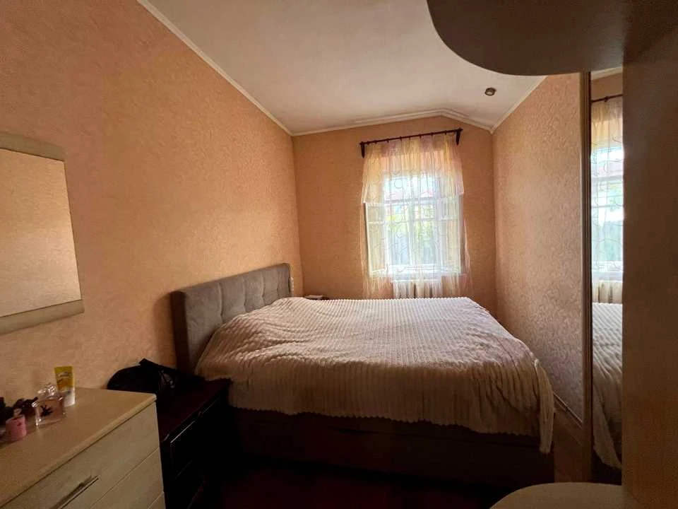 House. Dnipro, Geologichna St.