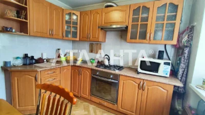 В продаже уютная 2-комнатная квартира на ул. Магистральной .