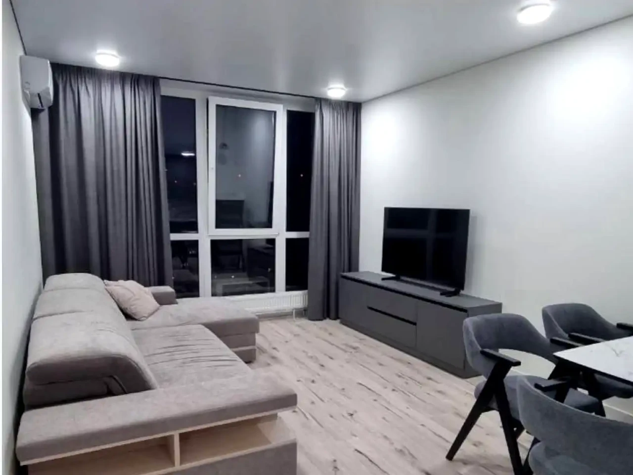Оренда квартири 1-кімн. 50 м² 9/24 пов.