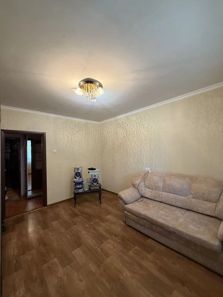 Sale of a 2-room apartment with individual heating!!
