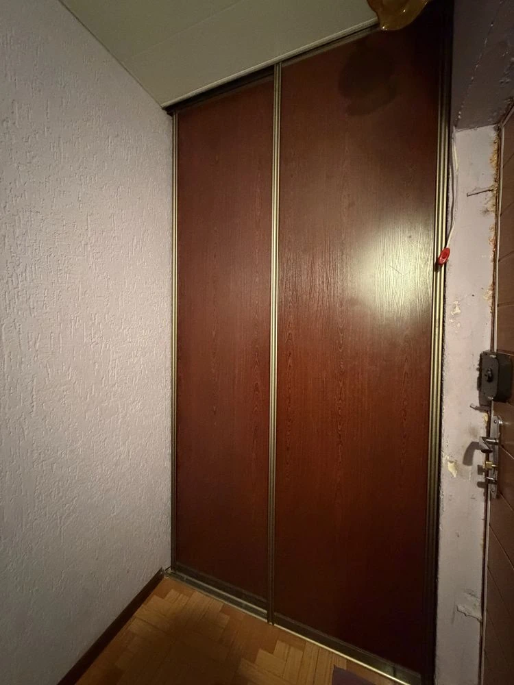 Sale of a 2-room apartment with individual heating!!