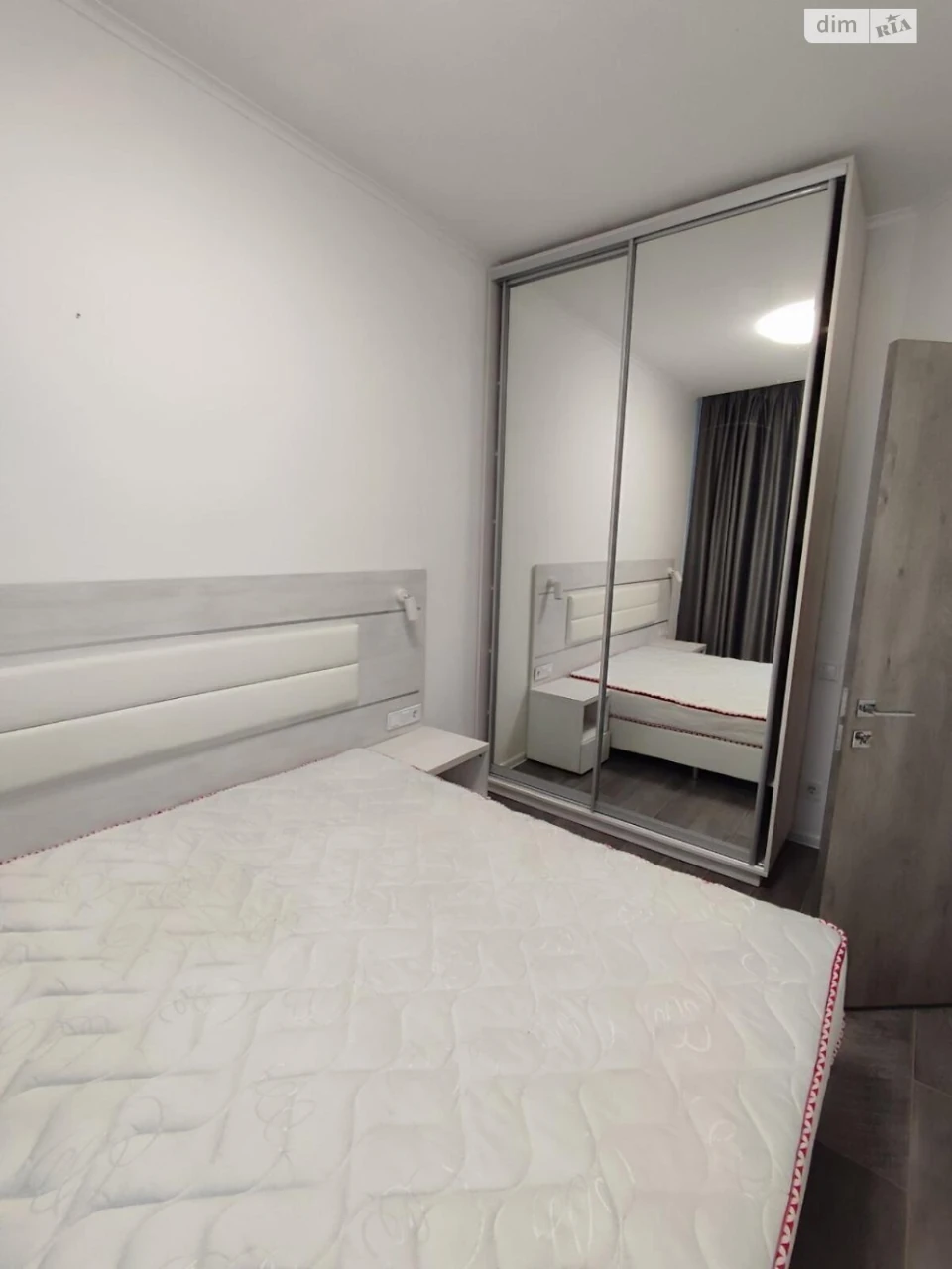 Long-Term Rental Apartment, Podil