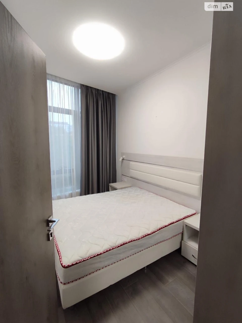 Long-Term Rental Apartment, Podil