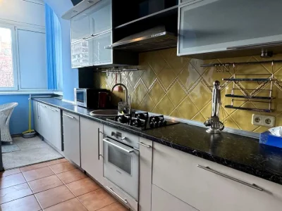 Квартира. Киев, улица Жилянская