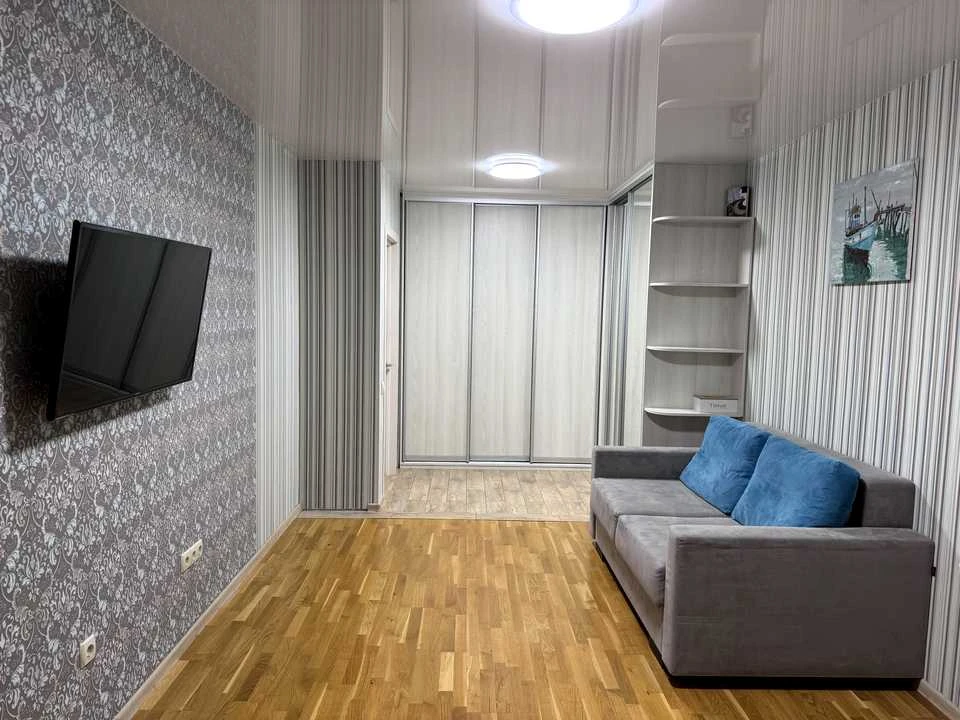 Квартира. Киев, улица Юрия Поправки