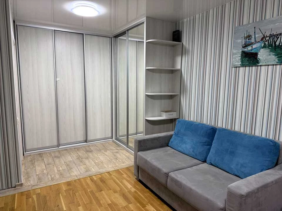 Квартира. Киев, улица Юрия Поправки