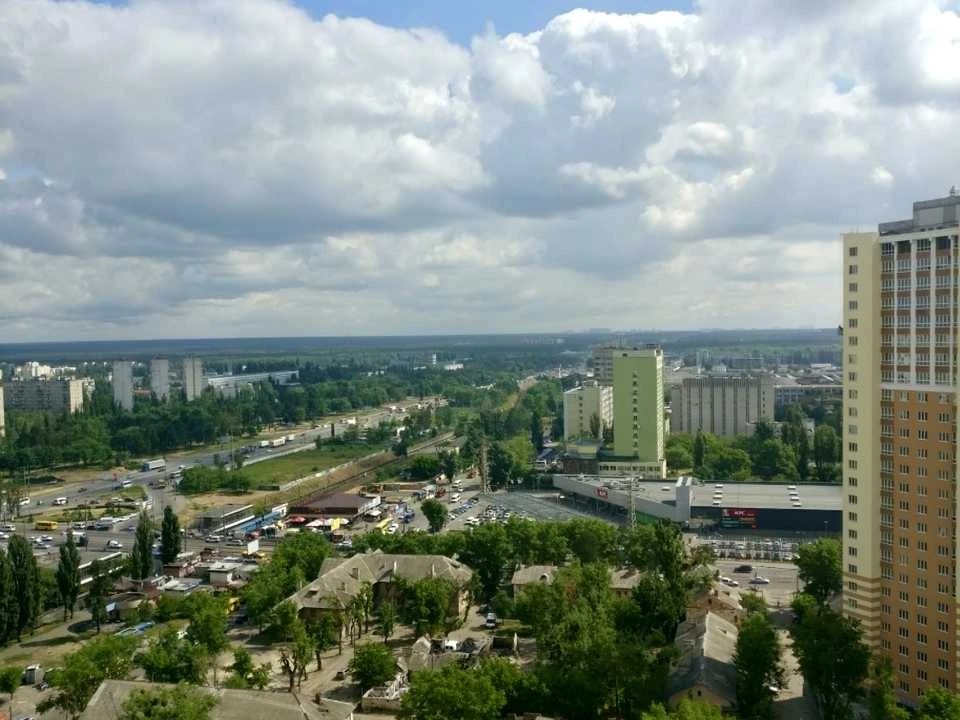 Квартира. Киев, улица Юрия Поправки