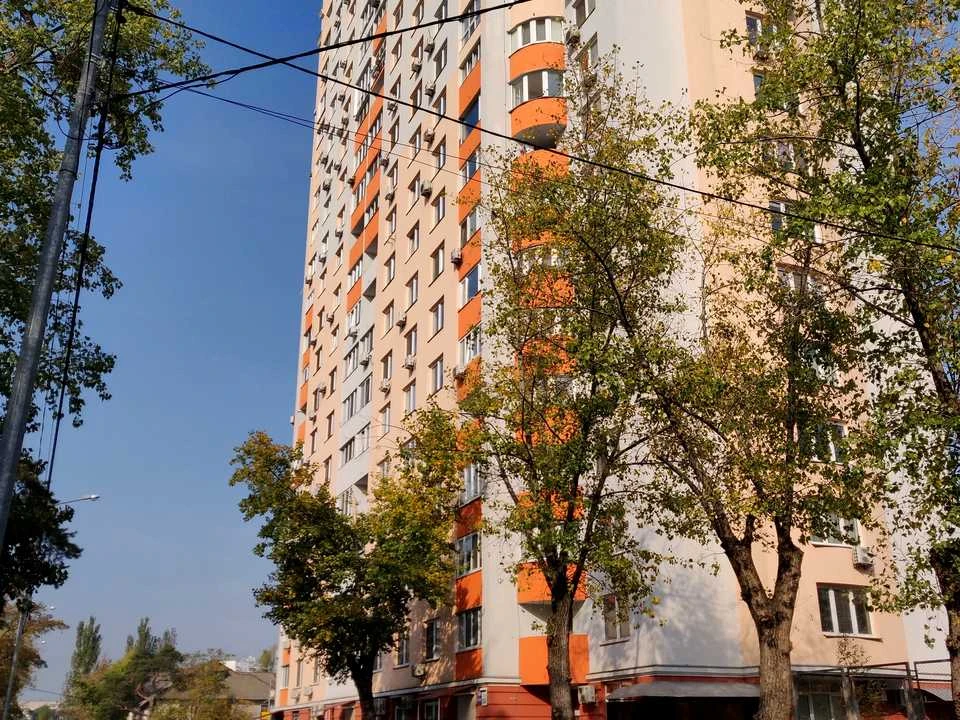 Квартира. Киев, улица Юрия Поправки