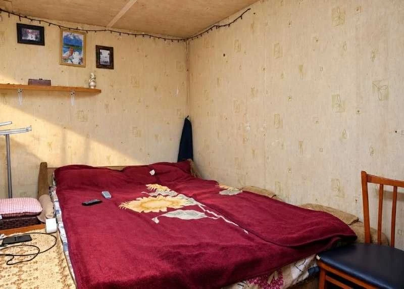 Продам житлову дачу Дніпро Мирний 6,4 сотки гараж