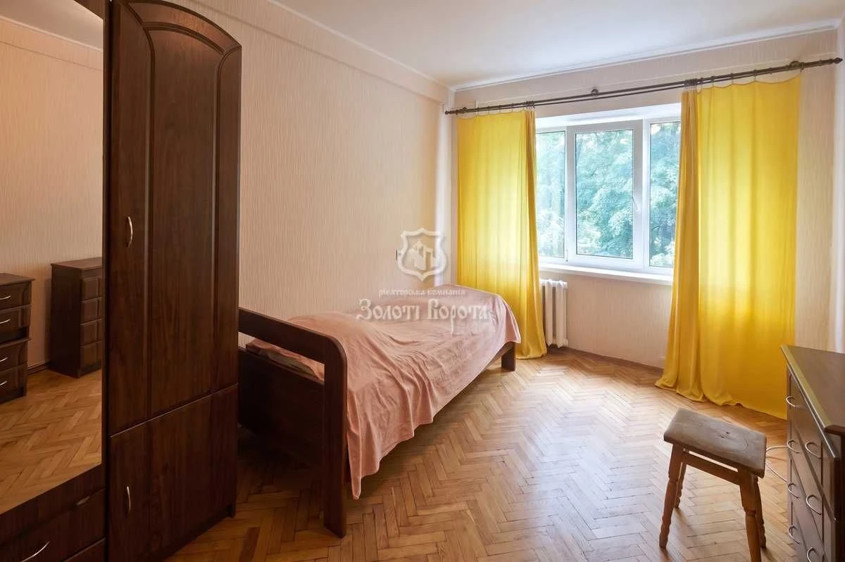 2-Room Apartment, Roman Ratushnyy Street, 12, Solomyanka